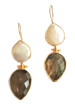 Earring made from brass, goldplated, Labradorite, baroque pearl