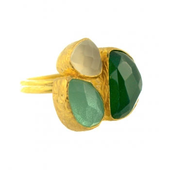 Ring aus Messing vergoldet, Grüne Jade, weißem Chalcedon, Aquachalcedon