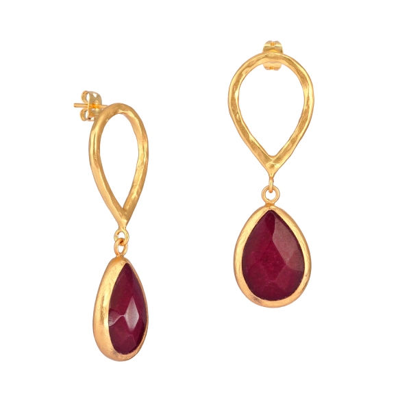 Earring made from brass, goldplated, red Jade