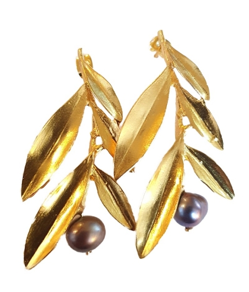 Fashionable earring, brass goldplated, black pearl