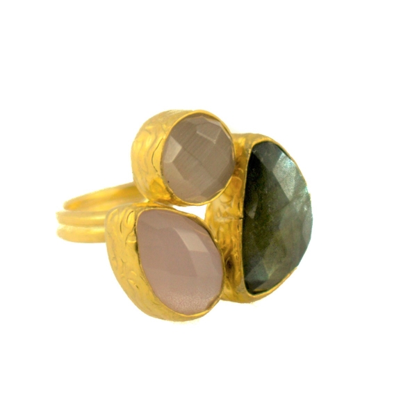 Ring made from brass, goldplated, Labradorite, Rosequartz, dusty pink Cateye