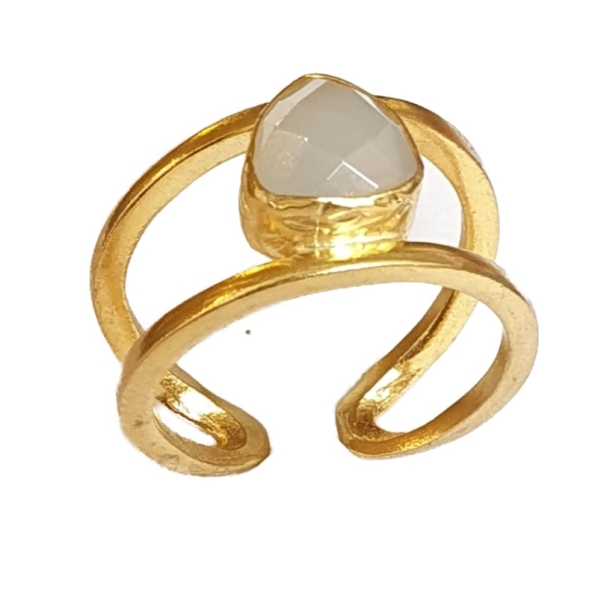 Ring made from brass, goldplated, Chalcedony