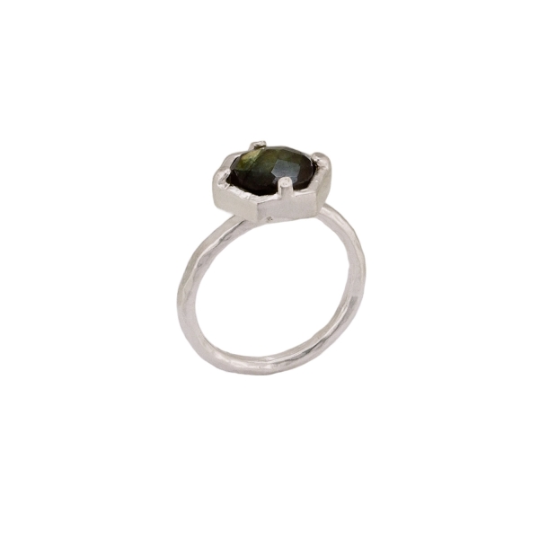 Ring aus Messing, versilbert mit Labradorit