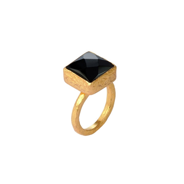 Ring aus Messing vergoldet, mit Onyx